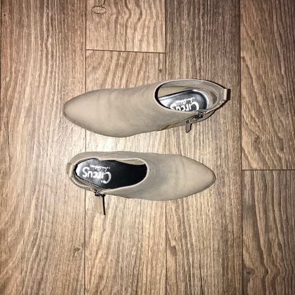 ▶️ CIRCUS by Sam Edelman Heidi Bootie ◀️ - Picture 3 of 7